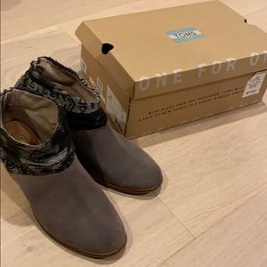 TOMS suede ankle boots
